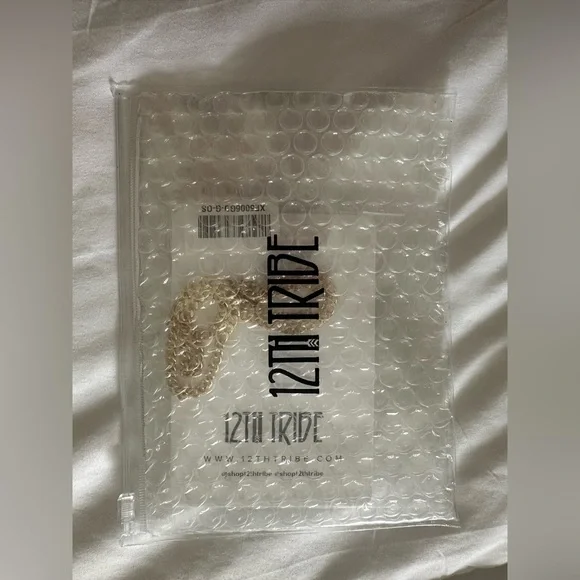 12th Tribe Gold Chain Earrings - Picture 3 of 4